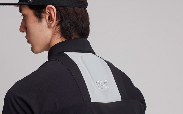 体感温度を調節しながら、ファッションもゴルフも楽しむ。ウェアラブルサーモデバイス「レオン ポケット」に新型が登場｜SONY