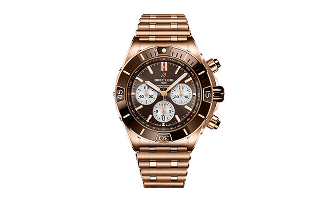 力強いデザインとスタイリッシュな要素が融合。スポーティーシックな新作「スーパー クロノマット」｜BREITLING