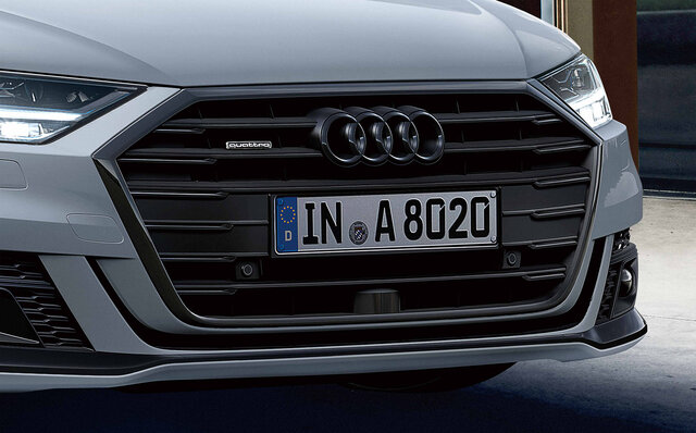 アウディからドライバーズカー、GTカーとしての特徴にフォーカスしたA8限定モデルが登場｜Audi