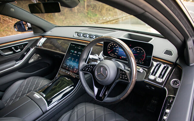 箱根を走るのが実に楽しいクルマに──新型メルセデス・ベンツSクラスに試乗|Mercedes Benz 箱根を走るのが実に楽しいクルマに──新型メルセデス・ベンツSクラスに試乗|Mercedes Benz