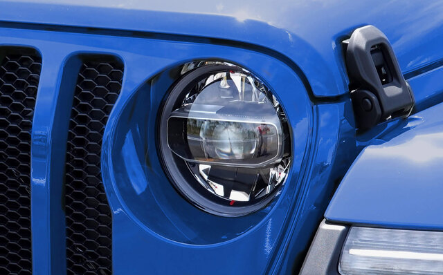 大開口のオープントップで開放感を楽しむラングラー・リミテッドの限定車|Jeep 大開口のオープントップで開放感を楽しむラングラー・リミテッドの限定車|Jeep
