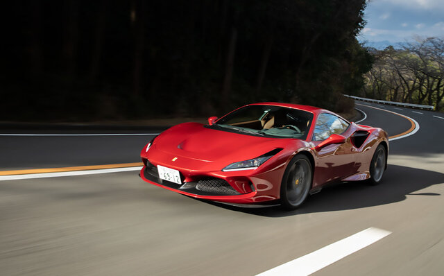週末のサーキット通いの楽しさを知っている人に──フェラーリF8 トリブートに試乗｜Ferrari
