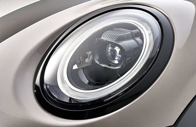 内外装を一新──マイナーチェンジを受けたMINIがデビュー|MINI 内外装を一新──マイナーチェンジを受けたMINIがデビュー|MINI