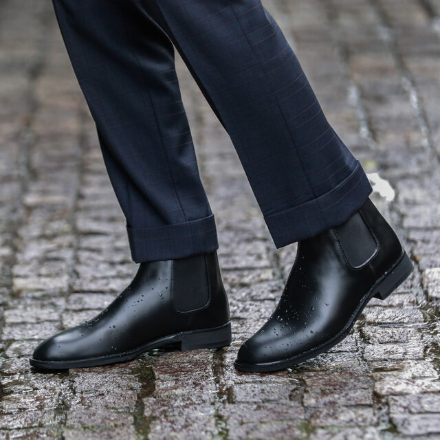 オンオフ兼用。サイドゴアタイプのレインシューズ「防水 誠十郎」｜SANYO YAMACHO