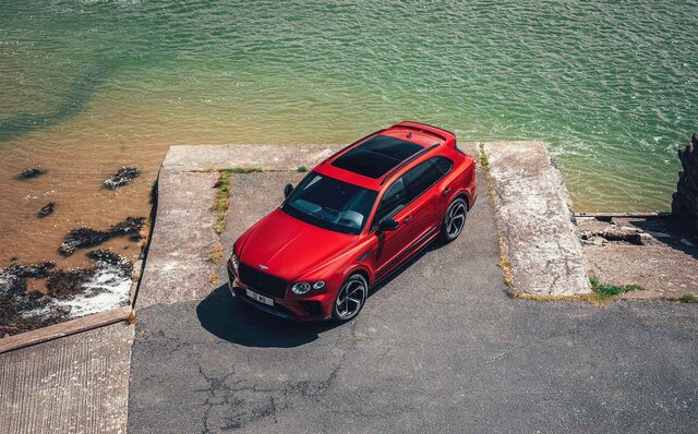 ベントレー、パフォーマンスを強化したベンテイガ初の“S”モデルを発表｜Bentley