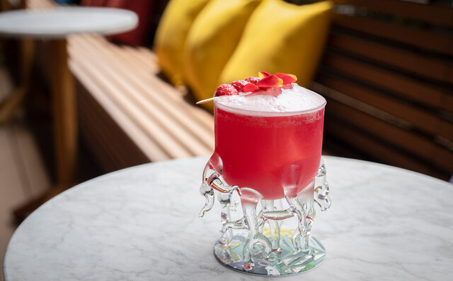 大阪・高層・ステイケーション　心斎橋・W大阪｜TRAVEL