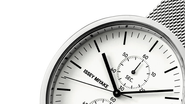 プロジェクト誕生20周年を記念した深澤直人氏デザインの新シリーズ|ISSEY MIYAKE WATCH プロジェクト誕生20周年を記念した深澤直人氏デザインの新シリーズ|ISSEY MIYAKE WATCH