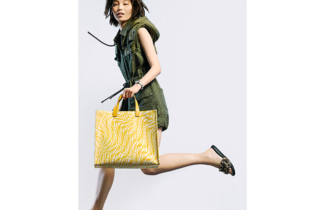 サラ・コールマンとのコラボレーションによる2021年サマーカプセルコレクション「FFヴァーティゴ」｜FENDI 