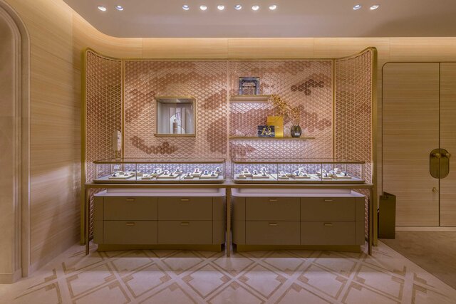 よりエレガンスに進化した「カルティエ 心斎橋ブティック」|CARTIER よりエレガンスに進化した「カルティエ 心斎橋ブティック」|CARTIER