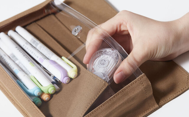 かさばらないバッグインバッグシリーズにペンケースタイプが登場｜KINGJIM