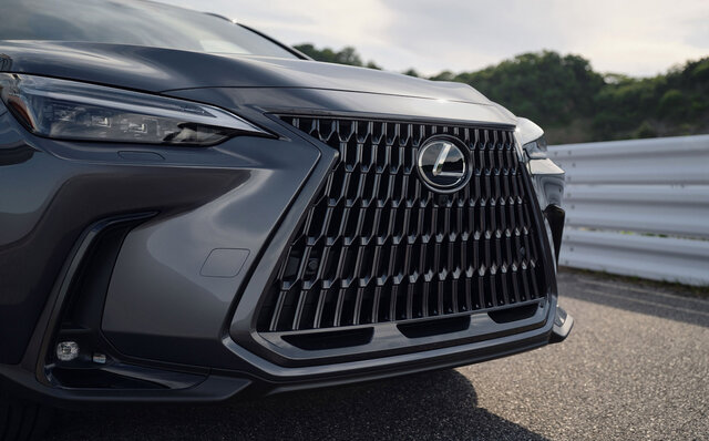 レクサス、新型NXをワールドプレミア｜LEXUS