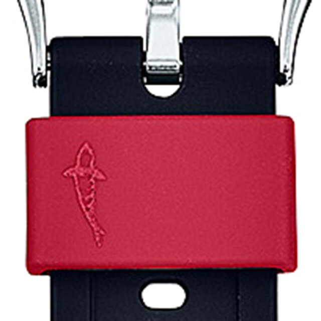 和柄“錦鯉”のテクスチャーを表現した新作3機種をリリース｜G-SHOCK