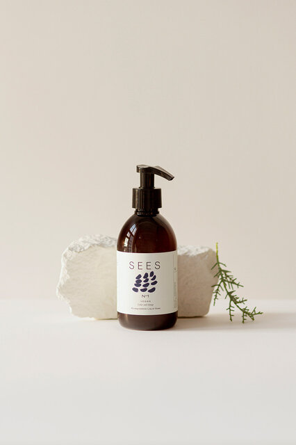 佇まいも素材もクリーンで軽やか。フィンランドのブランドが登場｜SEES