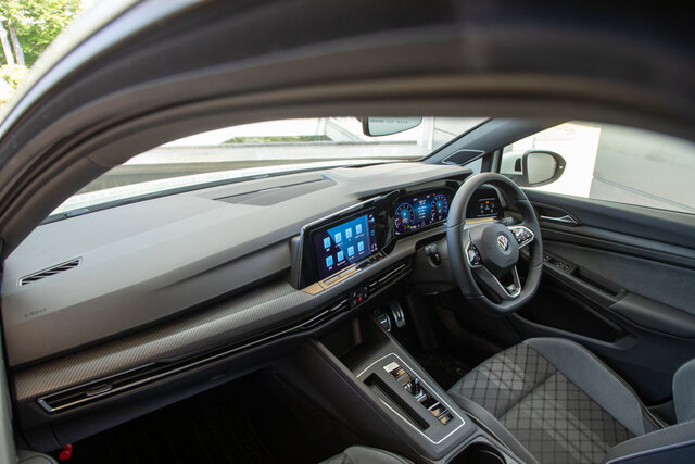 高級感がうんと高まった印象──新型フォルクスワーゲン ゴルフに試乗|Volkswagen 高級感がうんと高まった印象──新型フォルクスワーゲン ゴルフに試乗|Volkswagen