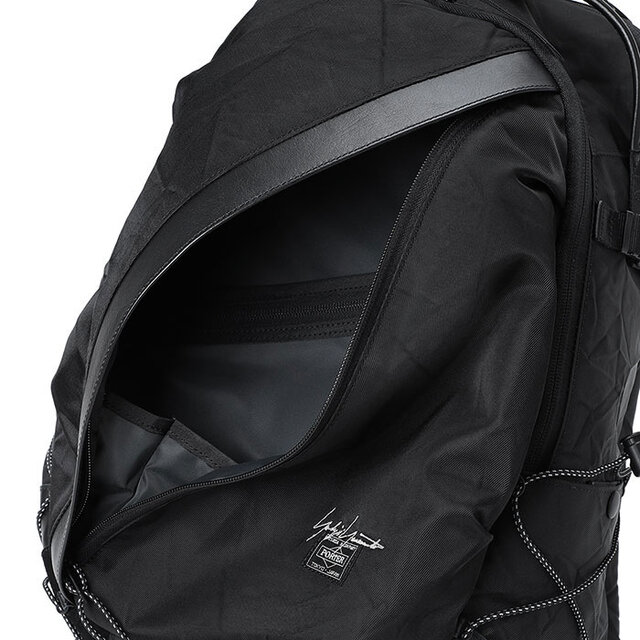 「ヨウジヤマモト」×「ポーター」第2弾は、“シワ”をデザインした高密度ナイロンツイル生地を採用｜YOHJI YAMAMOTO×PORTER