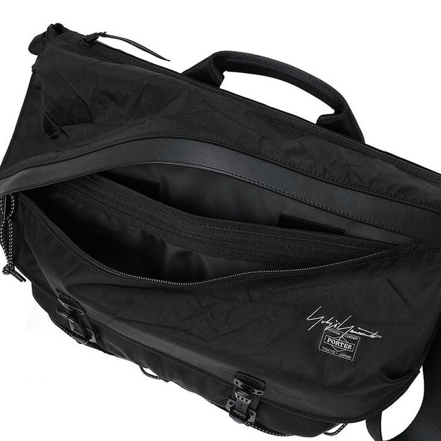 「ヨウジヤマモト」×「ポーター」第2弾は、“シワ”をデザインした高密度ナイロンツイル生地を採用｜YOHJI YAMAMOTO×PORTER