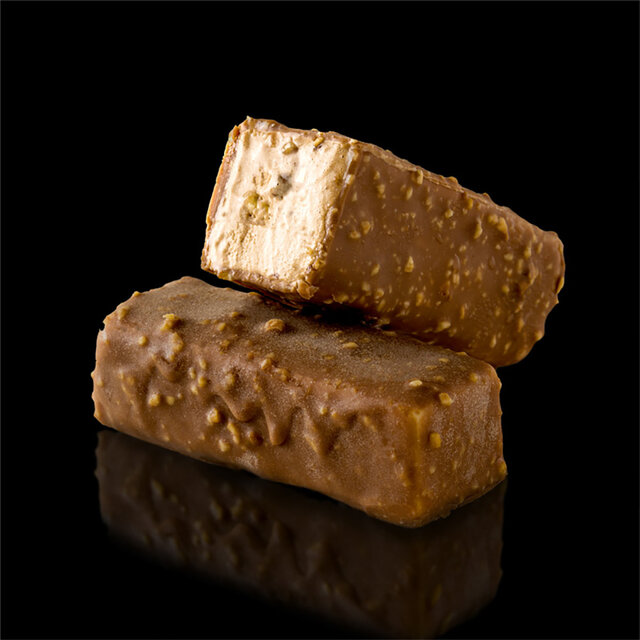 フレーバーはナッツやフルーツをふんだんに使用した4種類。イタリア生まれの新食感アイスデザート|BVLGARI IL CIOCCOLATO フレーバーはナッツやフルーツをふんだんに使用した4種類。イタリア生まれの新食感アイスデザート|BVLGARI IL CIOCCOLATO