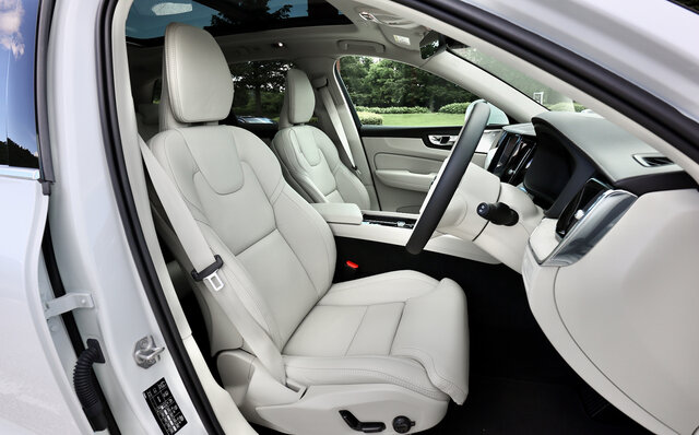 ボルボXC60×ひらまつ御代田は、理想のマリアージュ|VOLVO ボルボXC60×ひらまつ御代田は、理想のマリアージュ|VOLVO