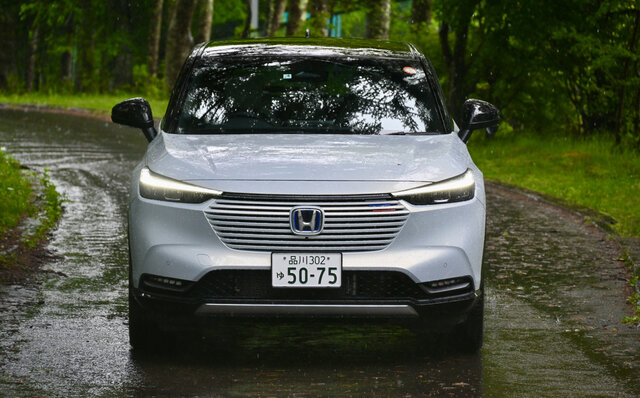 ライバルに差をつけた上質な走りと装備──ホンダ新型「ヴェゼル」に試乗｜HONDA