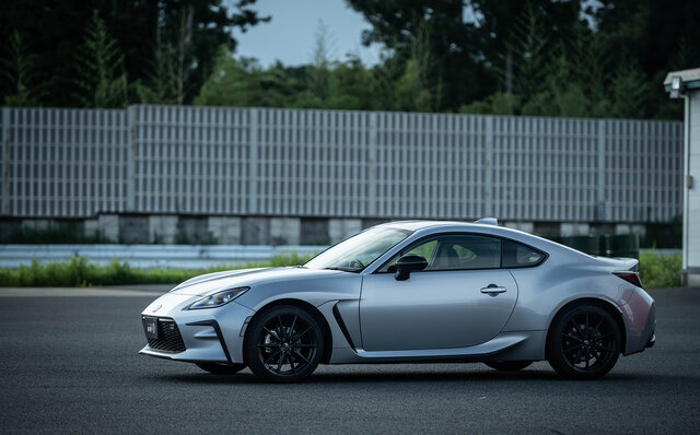 異なるテイストのスポーツカーに進化──新型トヨタ86 & スバルBRZに試乗|TOYOTA 異なるテイストのスポーツカーに進化──新型トヨタ86 & スバルBRZに試乗|TOYOTA