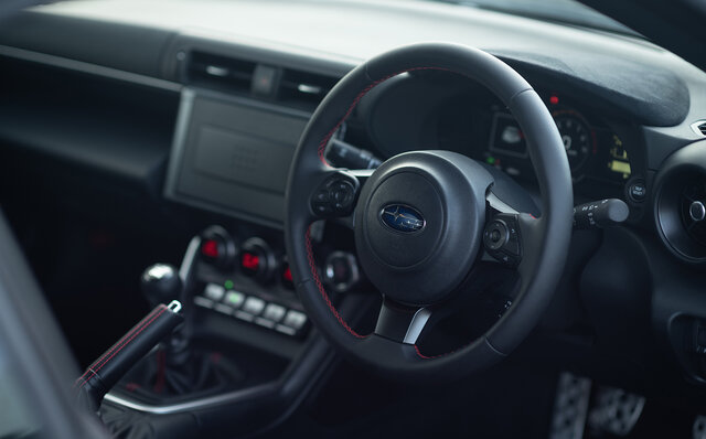 異なるテイストのスポーツカーに進化──新型トヨタ86 & スバルBRZに試乗|TOYOTA 異なるテイストのスポーツカーに進化──新型トヨタ86 & スバルBRZに試乗|TOYOTA