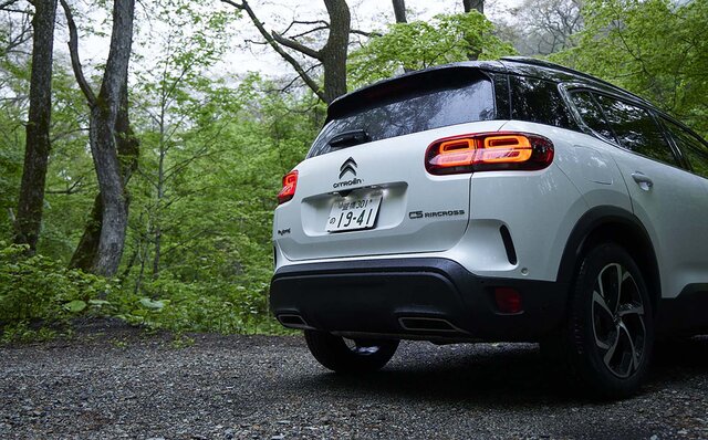 マジックカーペット・ライドは電動化でも健在──シトロエンC5エアクロスPHEVに試乗|Citroën マジックカーペット・ライドは電動化でも健在──シトロエンC5エアクロスPHEVに試乗|Citroën