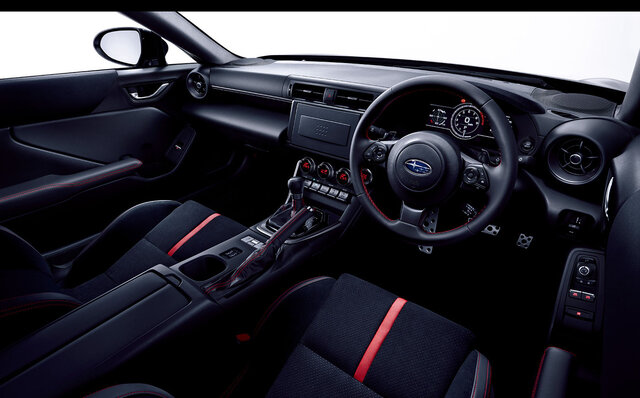 フルモデルチェンジを受けた新型スバルBRZが発表｜SUBARU