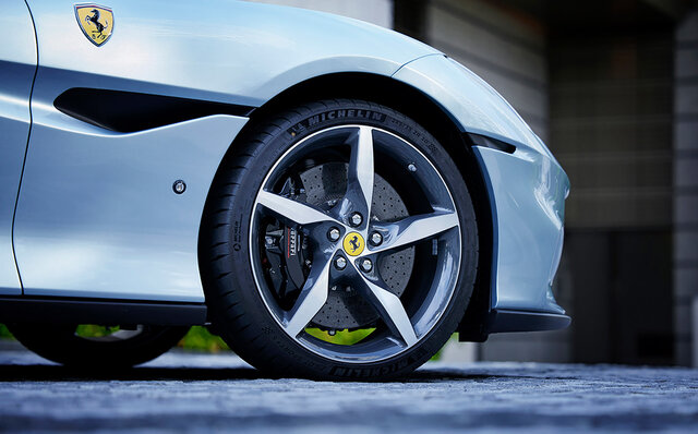 例え50km/hでも十分楽しい──フェラーリポルトフィーノMに試乗｜Ferrari