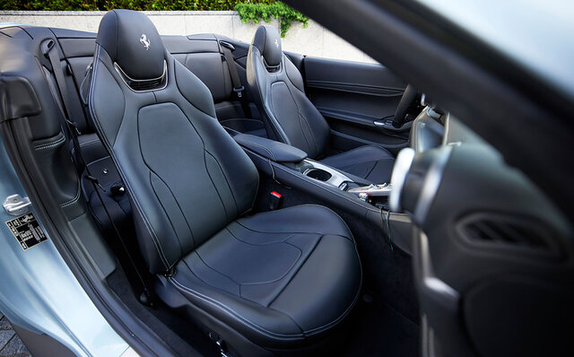 例え50km/hでも十分楽しい──フェラーリポルトフィーノMに試乗｜Ferrari