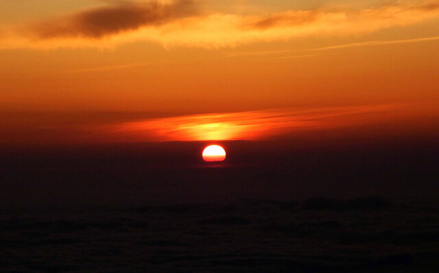 富士登山の第一人者と一緒に登頂する格別体験。「グラマラス富士登山」のススメ｜TRAVEL