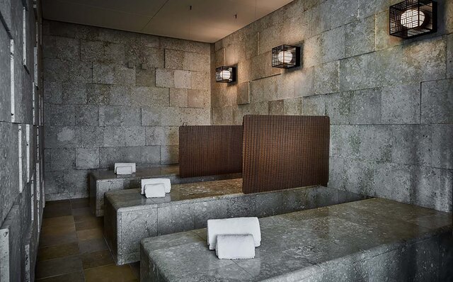 クラブラウンジを新設！「ザ・リッツ・カールトン沖縄」の実力やいかに!?｜TRAVEL