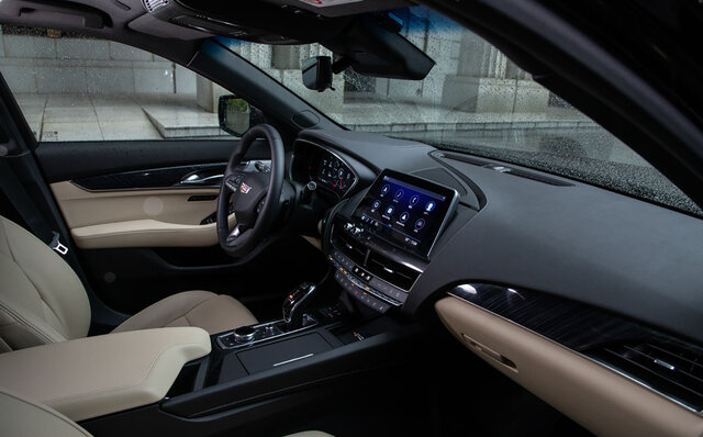 ドイツの競合よりバリューフォーマネー感が高い──キャデラックCT5に試乗｜Cadillac