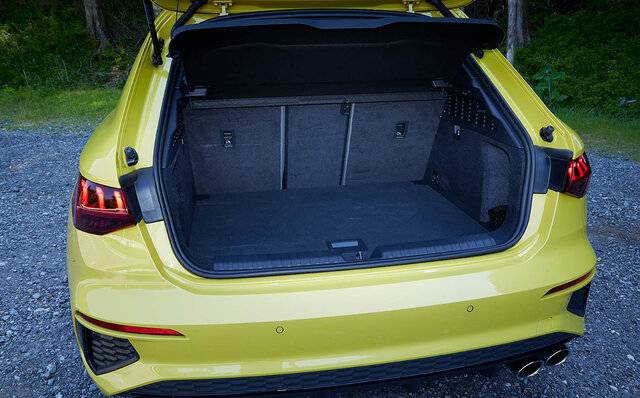 まさにスポーツハッチバックをドライブする醍醐味が味わえる──新型アウディS3スポーツバックに試乗|Audi まさにスポーツハッチバックをドライブする醍醐味が味わえる──新型アウディS3スポーツバックに試乗|Audi