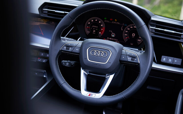 まさにスポーツハッチバックをドライブする醍醐味が味わえる──新型アウディS3スポーツバックに試乗|Audi まさにスポーツハッチバックをドライブする醍醐味が味わえる──新型アウディS3スポーツバックに試乗|Audi