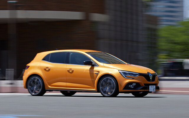 まさに円熟の域にある究極のハンドリングマシン──ルノー メガーヌR.S. に試乗｜Renault