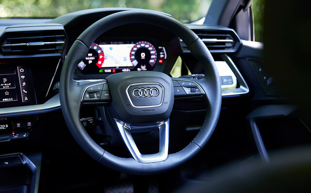 まさにアウトバーンの国で生まれたクルマ──新型アウディA3セダンに試乗|Audi まさにアウトバーンの国で生まれたクルマ──新型アウディA3セダンに試乗|Audi