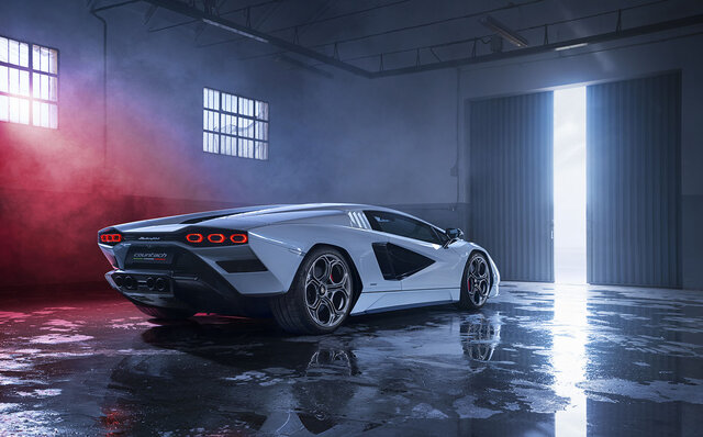 ランボルギーニ、カウンタック50周年を記念した新型「カウンタックLPI 800-4」発表|Lamborghini ランボルギーニ、カウンタック50周年を記念した新型「カウンタックLPI 800-4」発表|Lamborghini