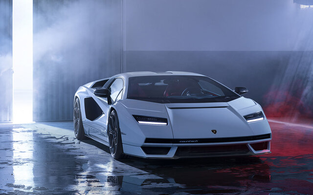 ランボルギーニ、カウンタック50周年を記念した新型「カウンタックLPI 800-4」発表|Lamborghini ランボルギーニ、カウンタック50周年を記念した新型「カウンタックLPI 800-4」発表|Lamborghini