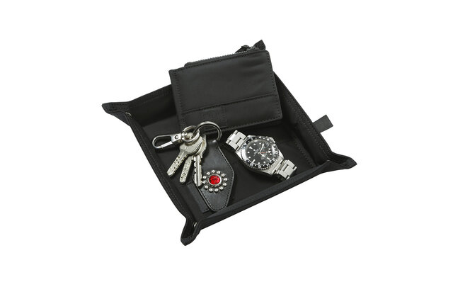 藤原ヒロシ氏主宰「fragment design」が監修。インテリアアイテムもラインナップ|RAMIDUS 藤原ヒロシ氏主宰「fragment design」が監修。インテリアアイテムもラインナップ|RAMIDUS