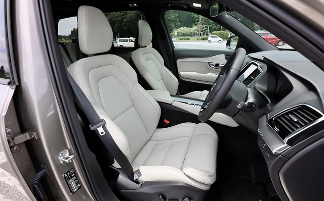 ボルボのフラッグシップSUV「XC-90」でロングドライブへ|VOLVO ボルボのフラッグシップSUV「XC-90」でロングドライブへ|VOLVO