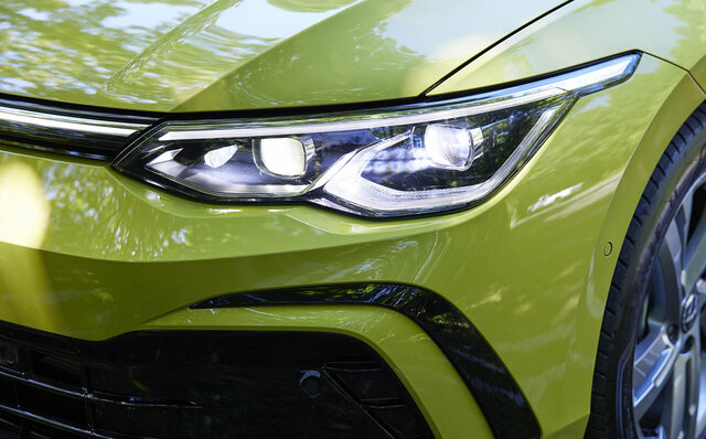 操縦性と万能性が向上した──新型フォルクスワーゲン ゴルフ バリアントに試乗｜Volkswagen