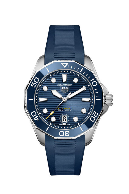 蘇るアイコン。「タグ・ホイヤー アクアレーサー プロフェッショナル300」コレクションに「ナイトダイバー」が復活｜TAG HEUER