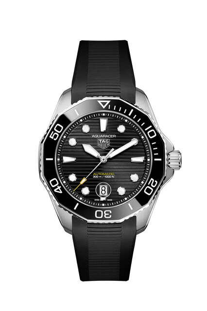 蘇るアイコン。「タグ・ホイヤー アクアレーサー プロフェッショナル300」コレクションに「ナイトダイバー」が復活｜TAG HEUER