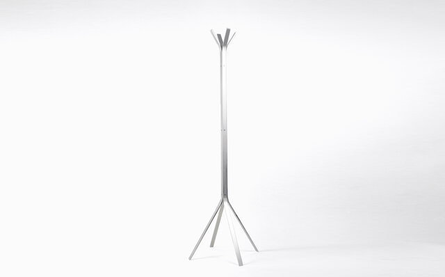 二俣公一の代表作であり、世界的にも評価された2つのプロダクトを再編集｜E&Y