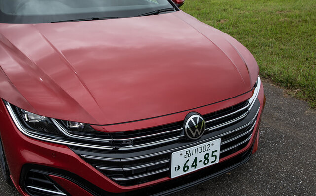 単なる実用本位のワゴンではない──フォルクスワーゲン、アルテオン シューティングブレークに試乗｜Volkswagen