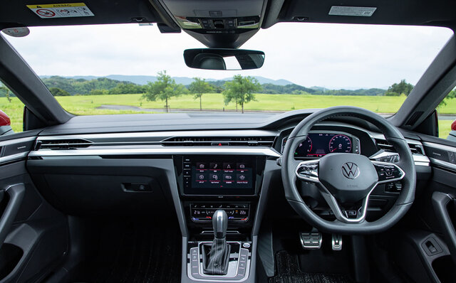 単なる実用本位のワゴンではない──フォルクスワーゲン、アルテオン シューティングブレークに試乗｜Volkswagen