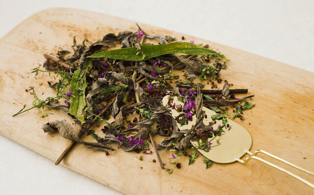 京都の一軒家レストラン「monk」用に、真鍮製のピザスクープを提案|Lue 京都の一軒家レストラン「monk」用に、真鍮製のピザスクープを提案|Lue