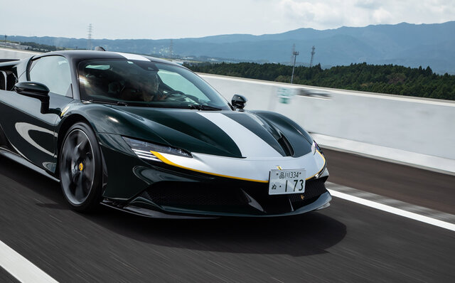 まさに天国に行くような気分にしてくれるスーパーカー──フェラーリ史上最強のロードカー「SF90」に試乗|Ferrari まさに天国に行くような気分にしてくれるスーパーカー──フェラーリ史上最強のロードカー「SF90」に試乗|Ferrari