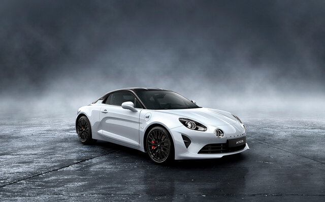 ボディとルーフのコントラストが映えるアルピーヌの日本専用限定モデル｜Alpine