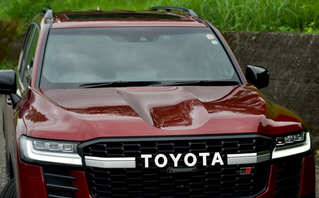 劇的に進化を果たした“陸の巡洋艦”──新型トヨタ ランドクルーザーに試乗|TOYOTA 劇的に進化を果たした“陸の巡洋艦”──新型トヨタ ランドクルーザーに試乗|TOYOTA